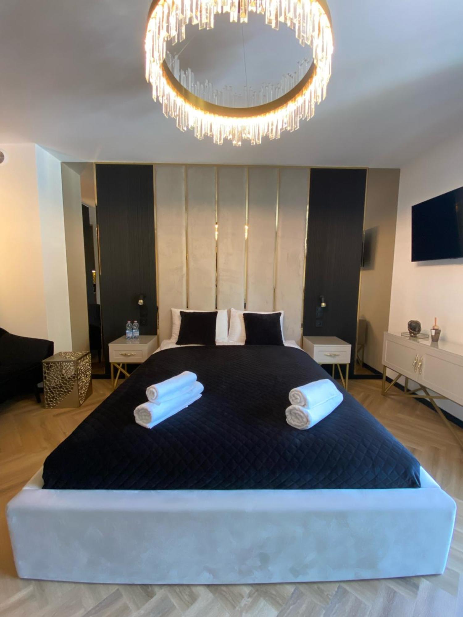Lux Stays By Torres At K39 Krakow Luaran gambar