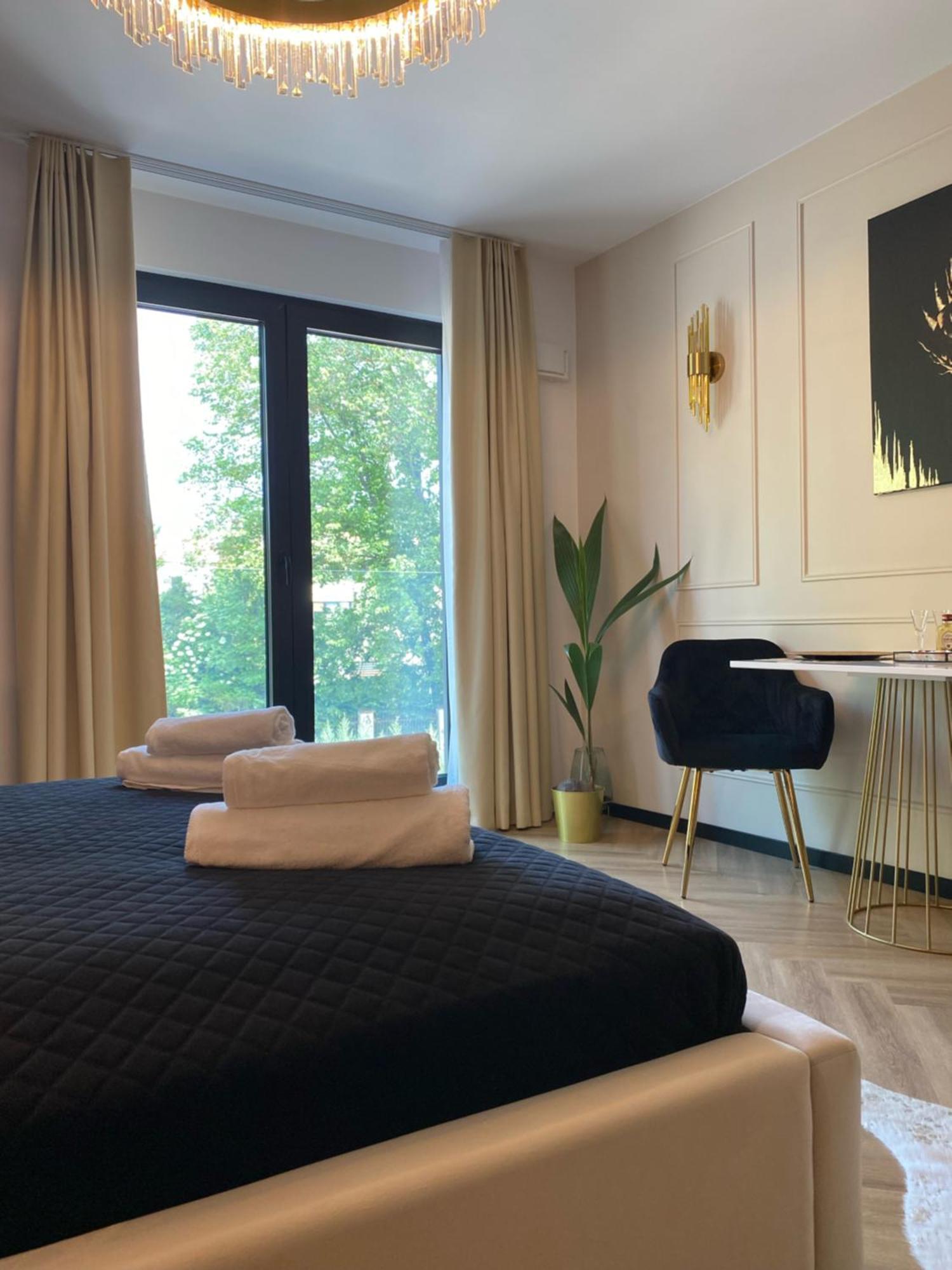 Lux Stays By Torres At K39 Krakow Luaran gambar